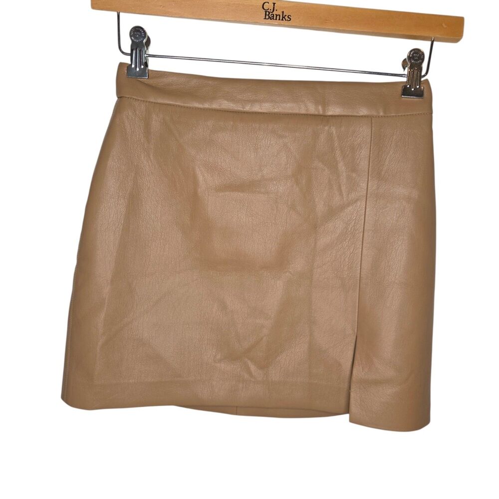 Wilfred Aritzia Vicinity Vegan Leather Mini Skirt Tan Camel Size 4